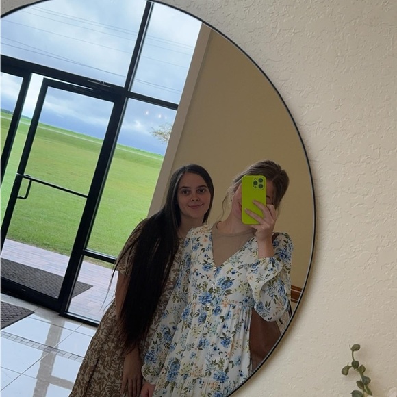 𝚑𝚘𝚠𝚍𝚢 𝚑𝚘𝚠𝚍𝚢! - Picture 2 of 3